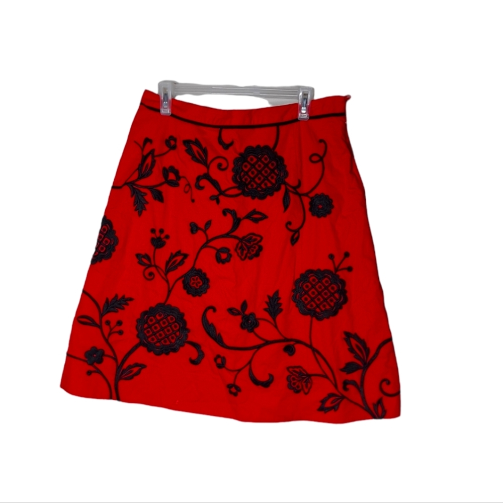 Scott taylor petite  vintage midi skirt embroidered black and Red size 12